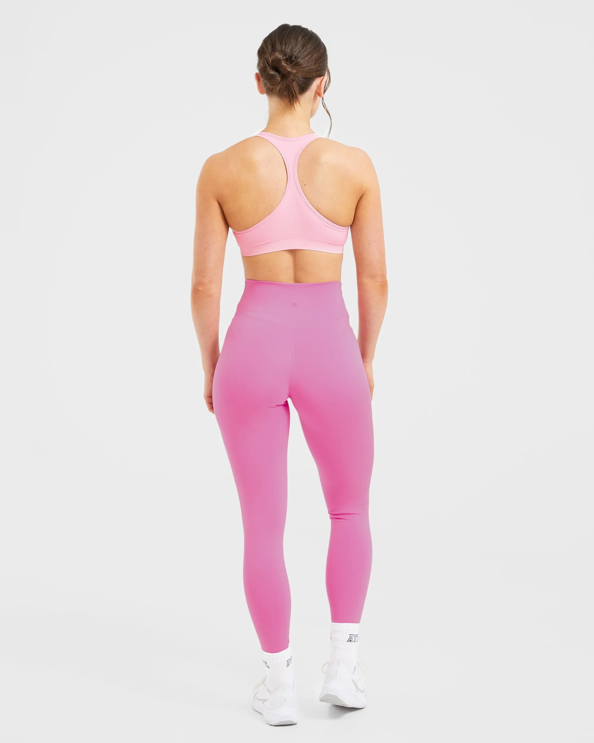 Essential Seamless Racer Back Sports Bra - Baby Pink