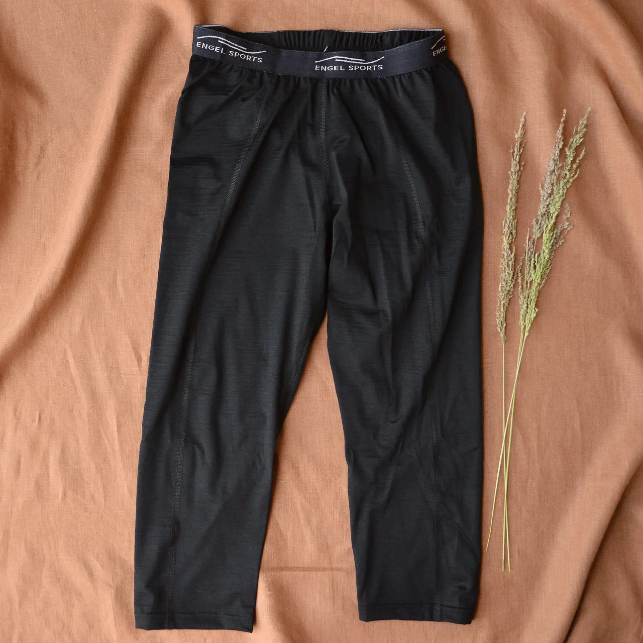 Sports Leggings 3/4 Length - Organic Merino/Silk - Black (Women's)