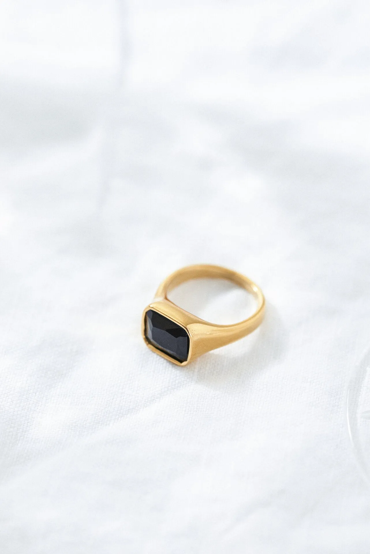 Square Cocktail Ring: Black