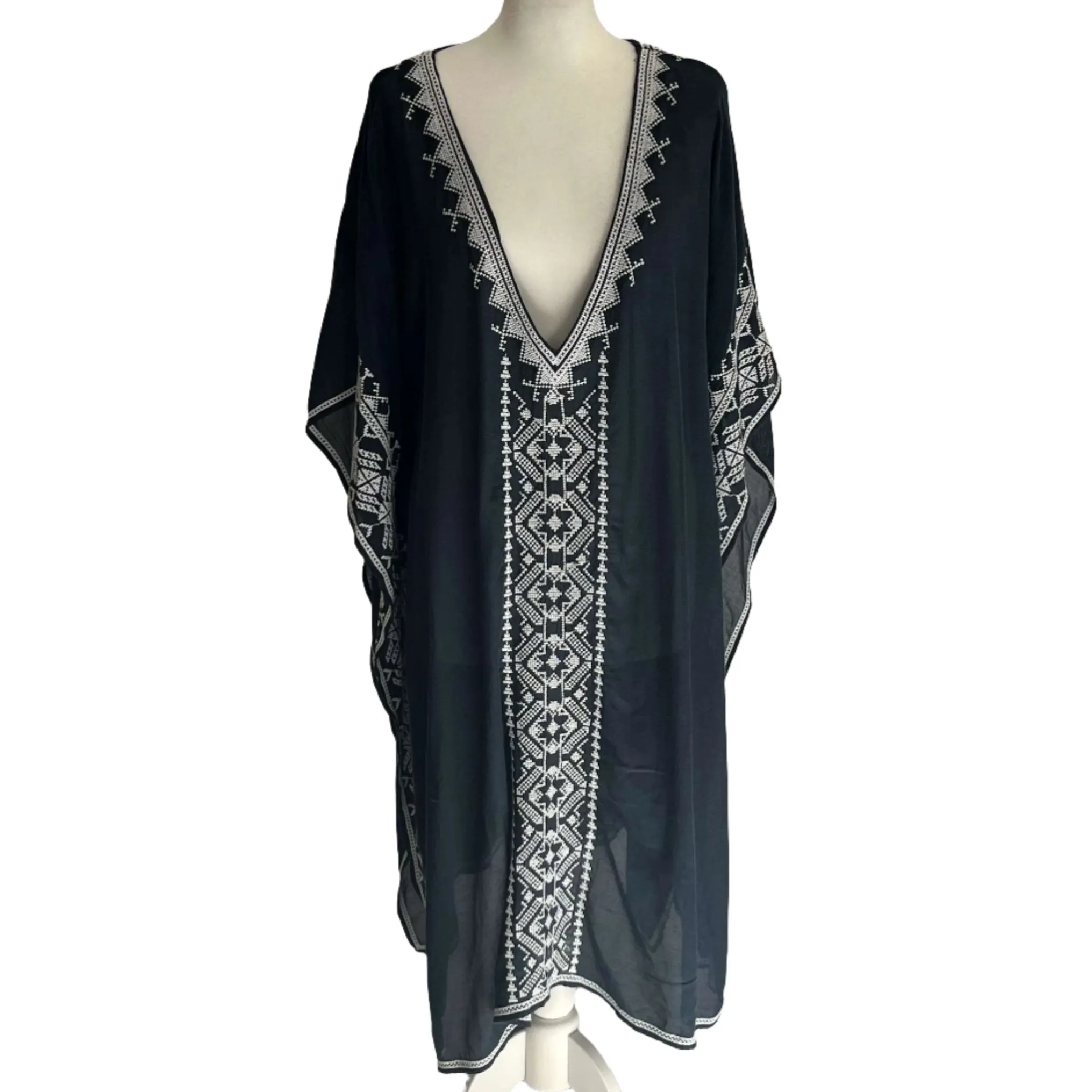 Star Mela Navy & White Embroidered Kaftan M