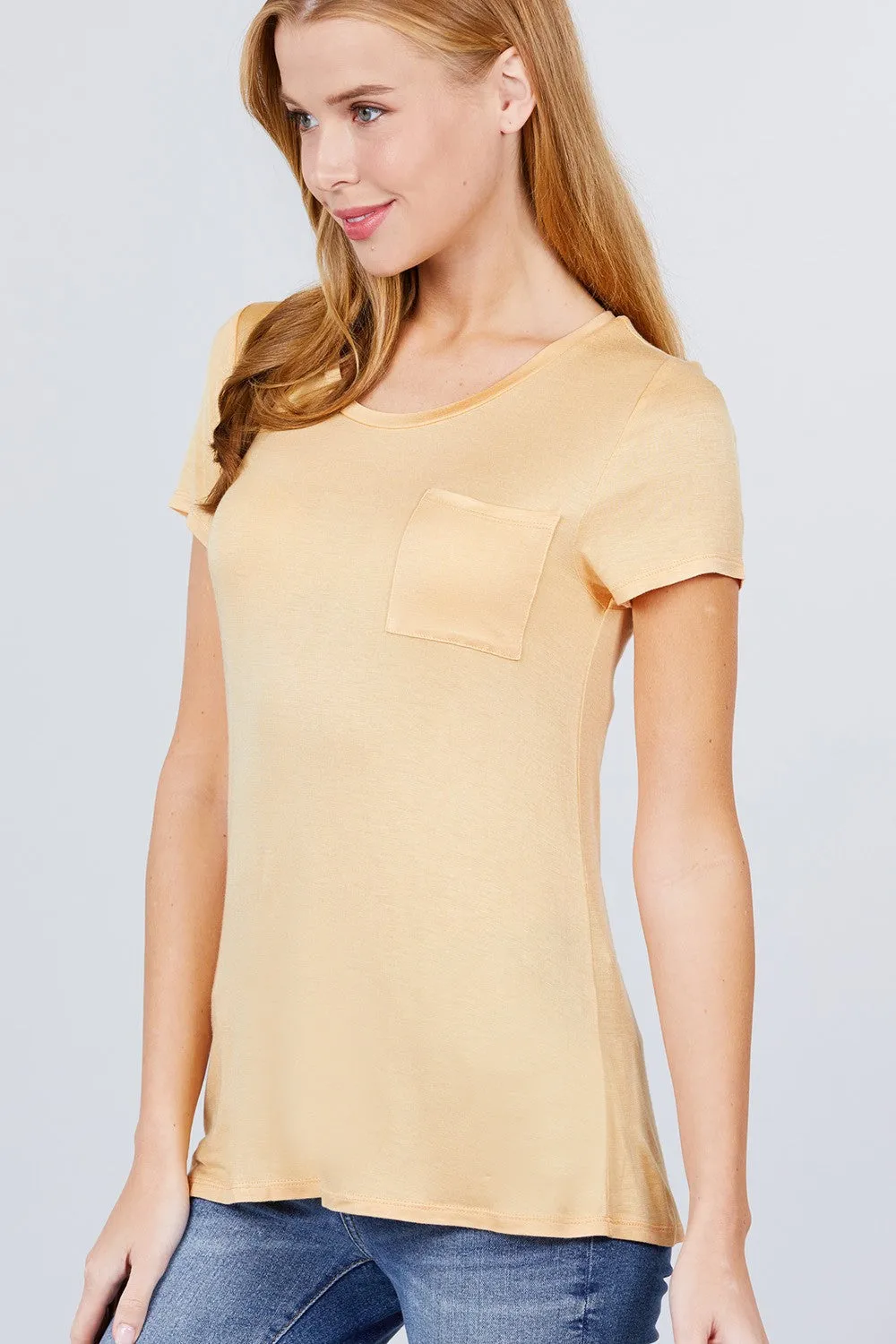 Women's Short Sleeve Scoop Neck Top With Pocket