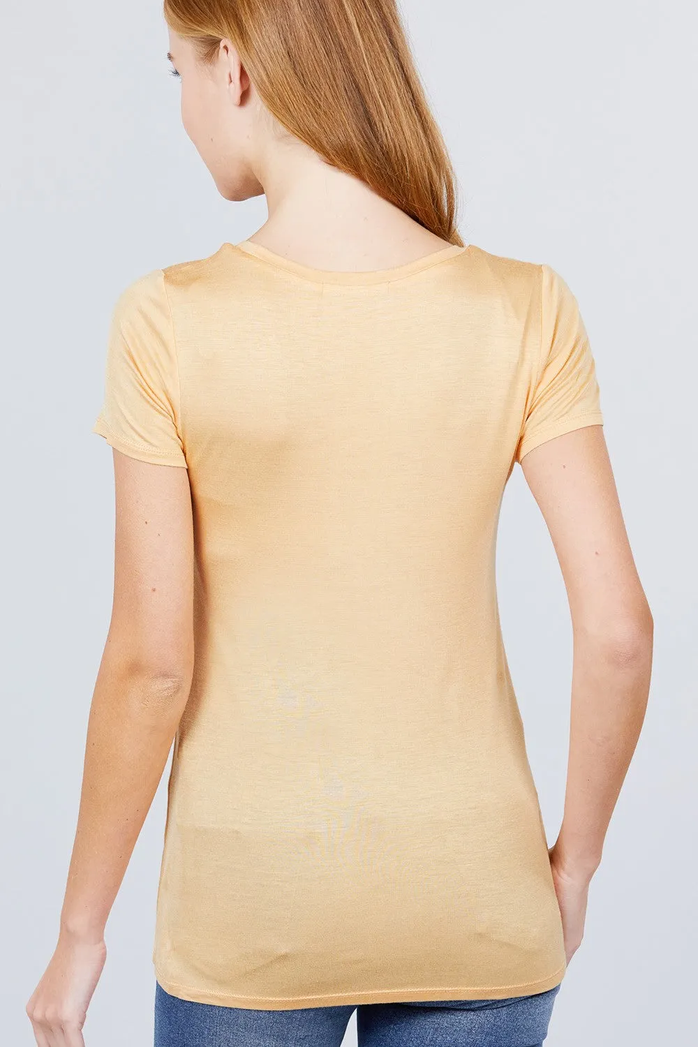 Women's Short Sleeve Scoop Neck Top With Pocket